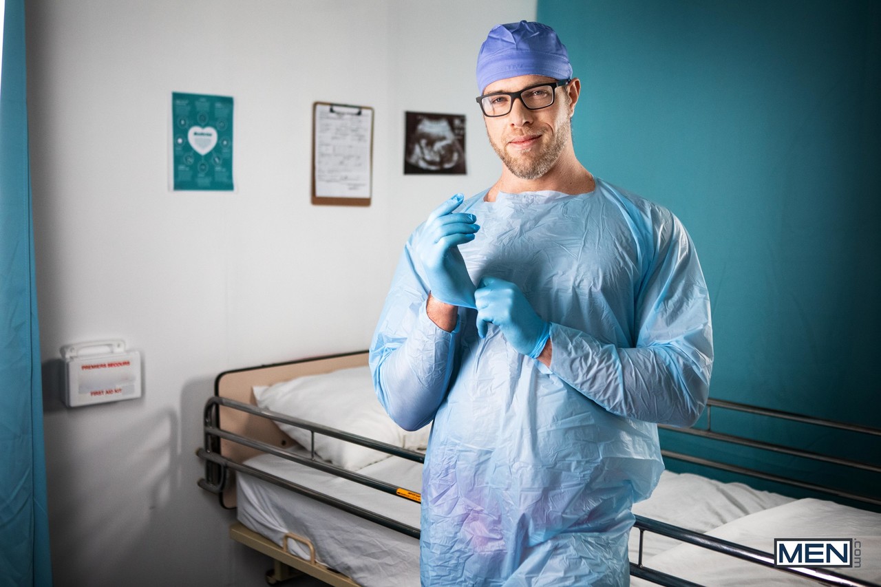 Alex mecum doctor - 🧡 Alex Mecum Delivers A Baby While Getting Fucked In T...